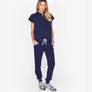 FIGS: Navy scrub top. Rafaela top (S)